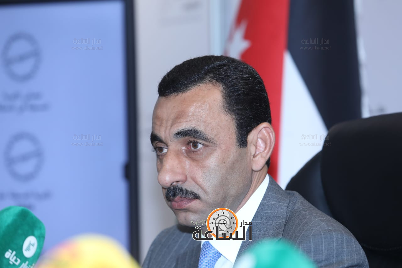 Madar Al-Saa Images 0.8056301484364892