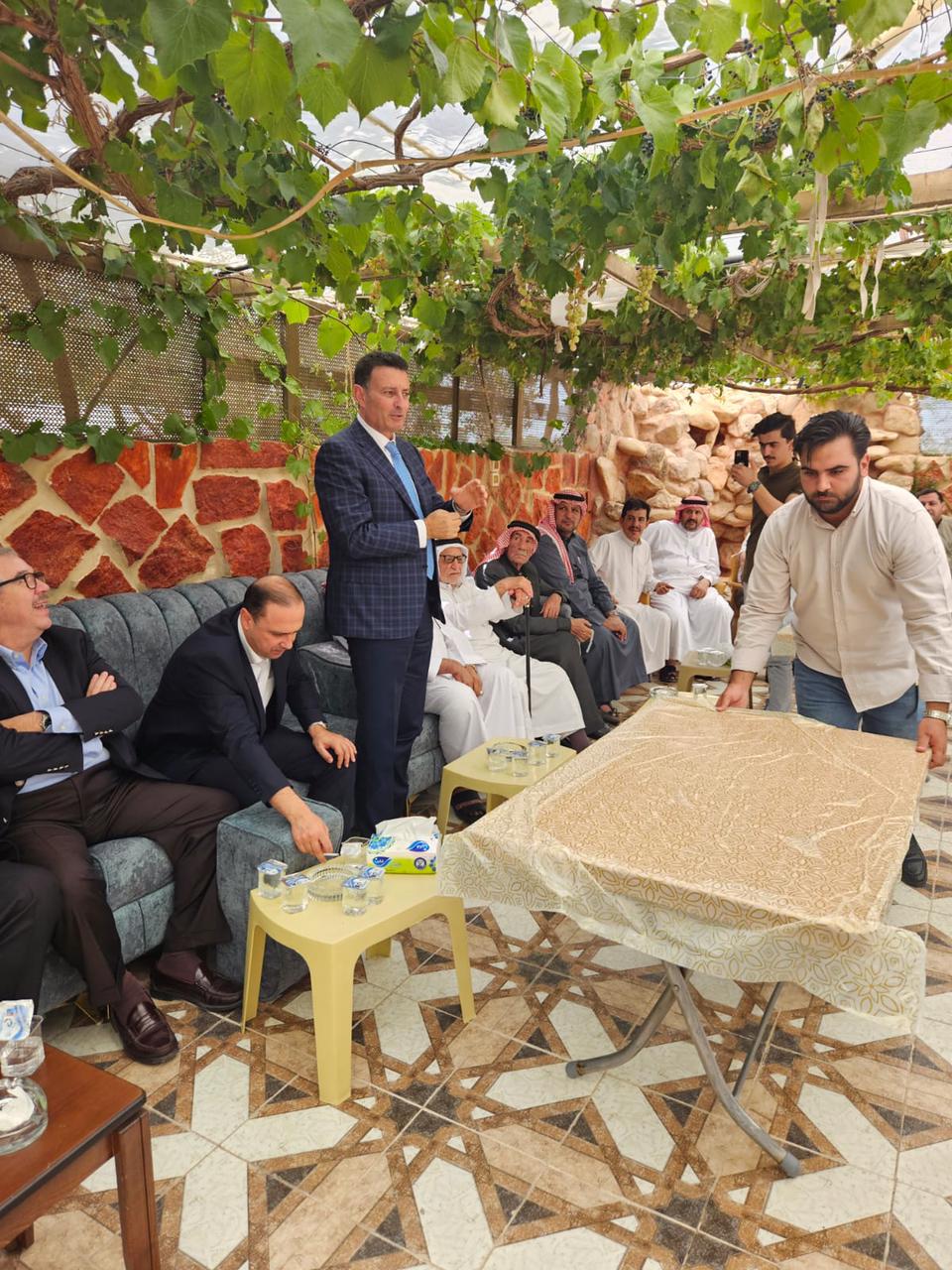 Madar Al-Saa Images 0.6058228941412522