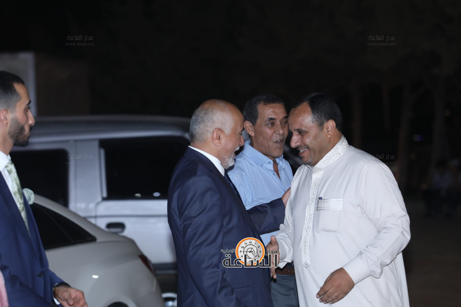 Madar Al-Saa Images 0.48319410048650946