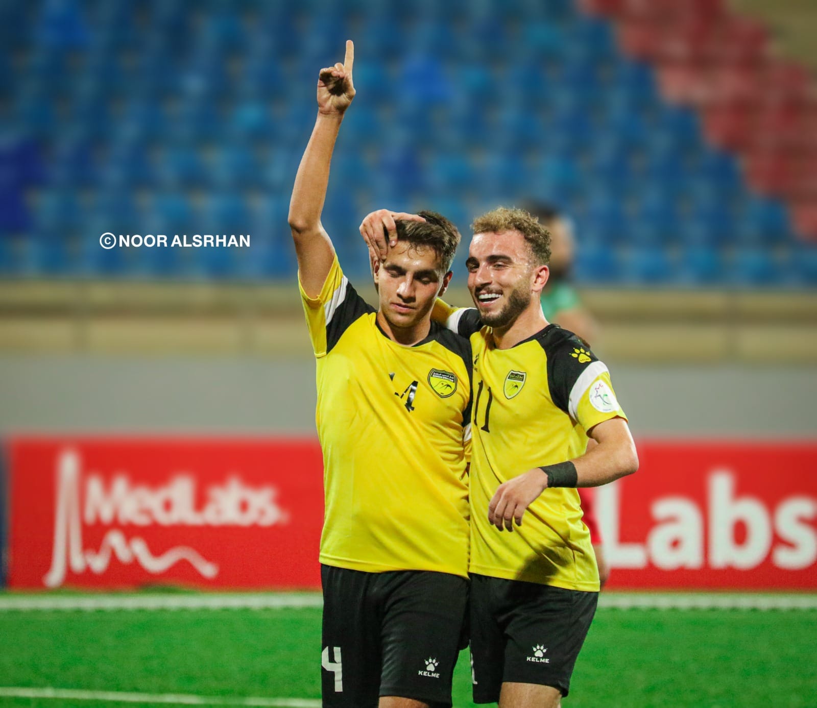 Madar Al-Saa Images 0.2278045110710718