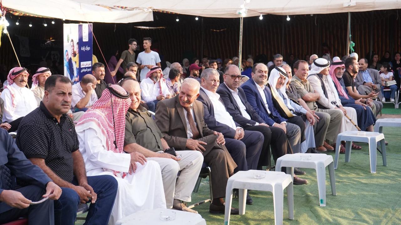 Madar Al-Saa Images 0.8377384855648629