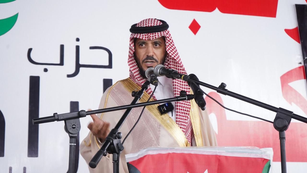 Madar Al-Saa Images 0.43828064267324085