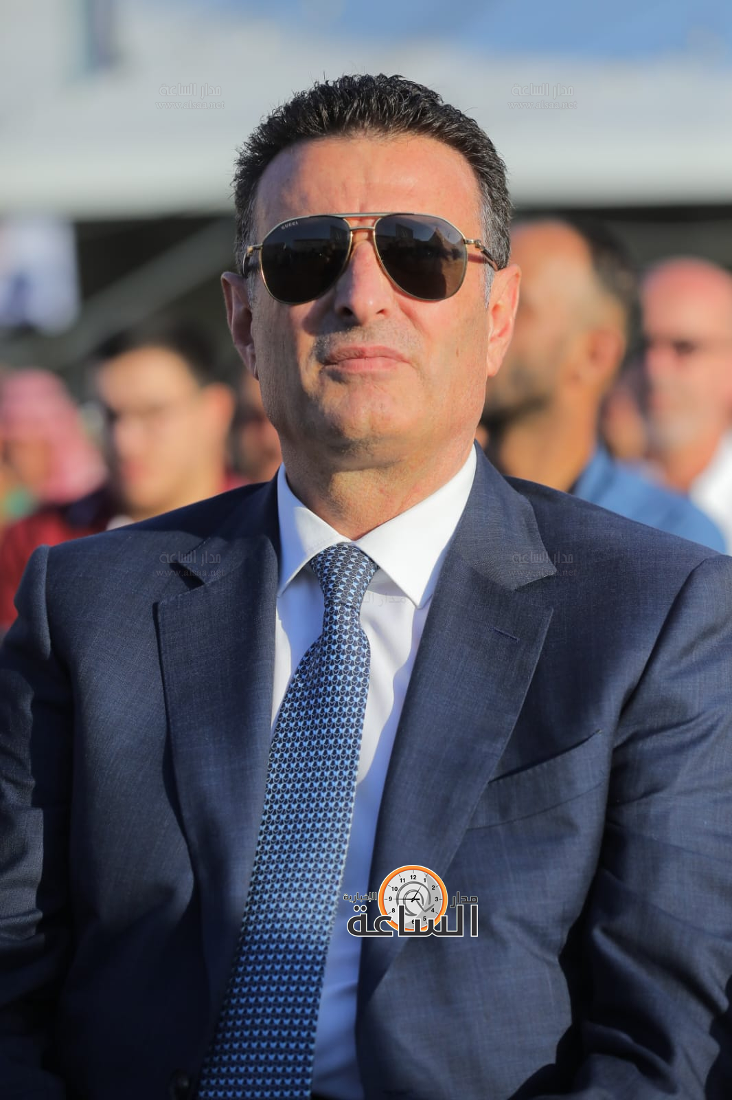 Madar Al-Saa Images 0.9756111320043748