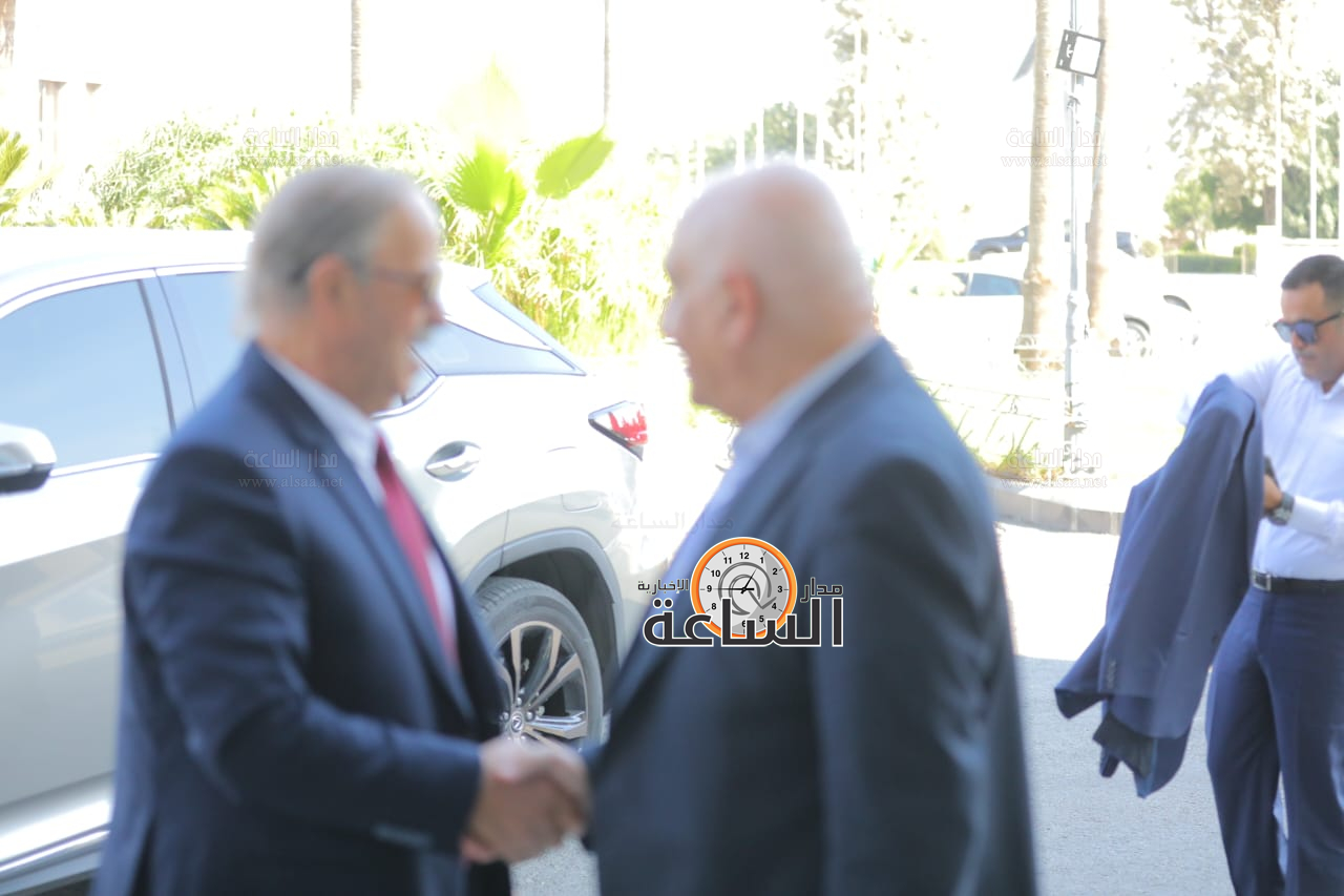 Madar Al-Saa Images 0.851118709286927