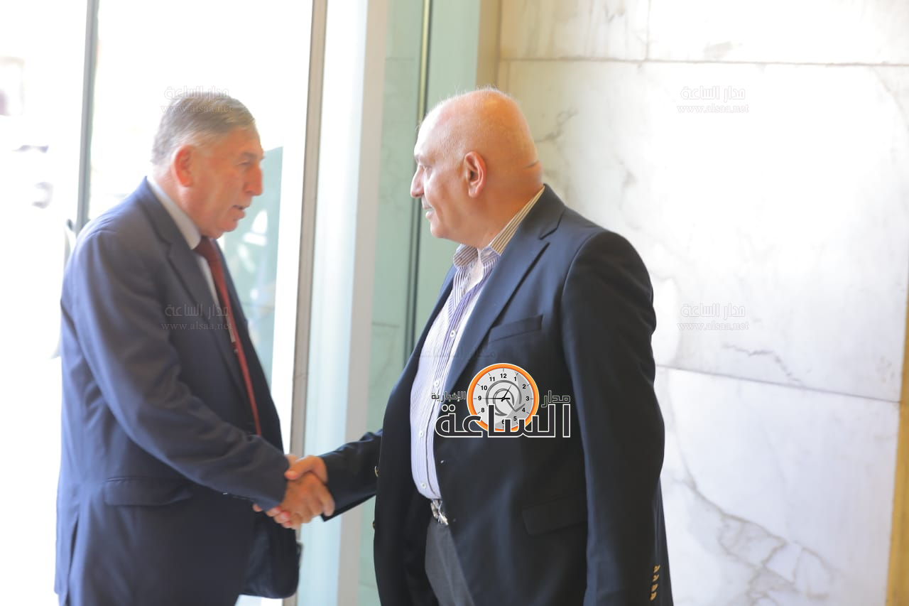 Madar Al-Saa Images 0.8975509267584849