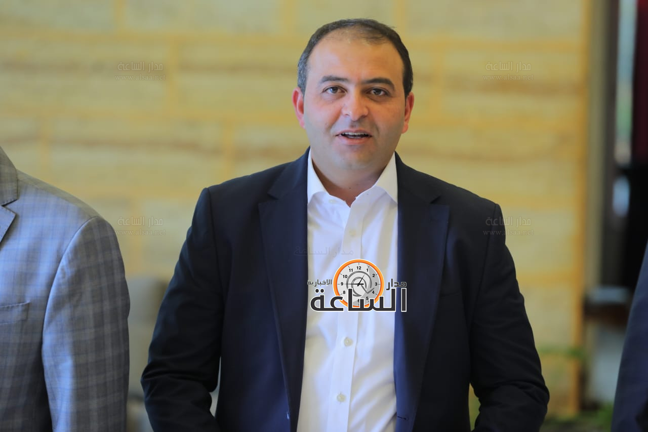 Madar Al-Saa Images 0.430284930687602