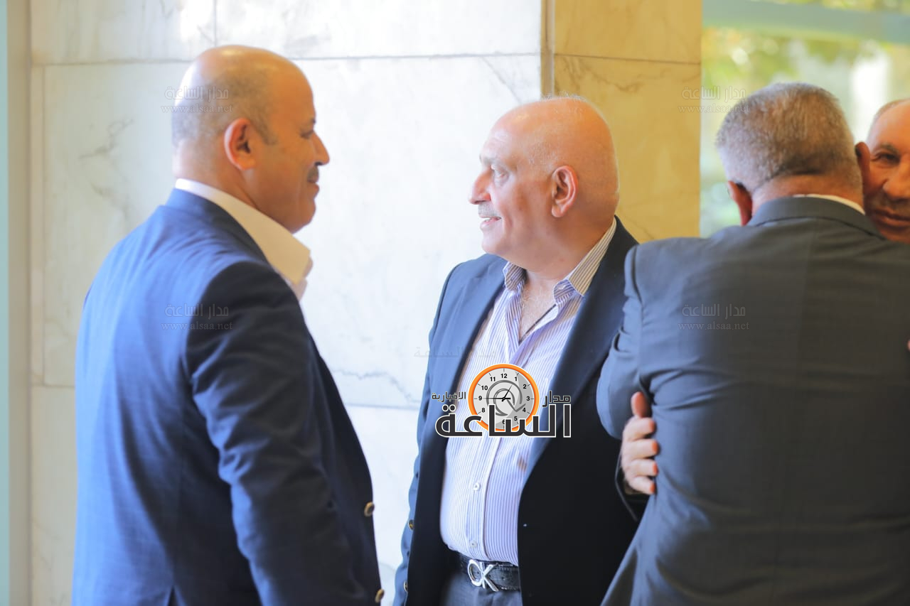 Madar Al-Saa Images 0.20873278084158176