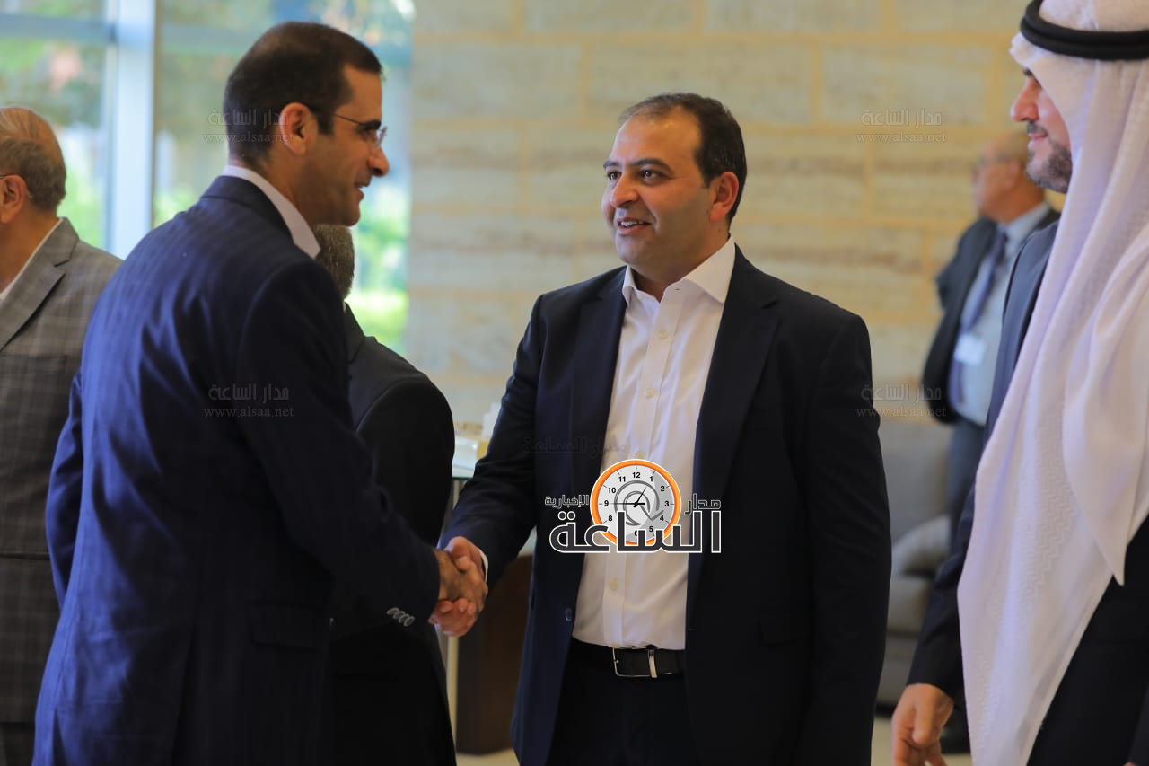 Madar Al-Saa Images 0.6318398393058258