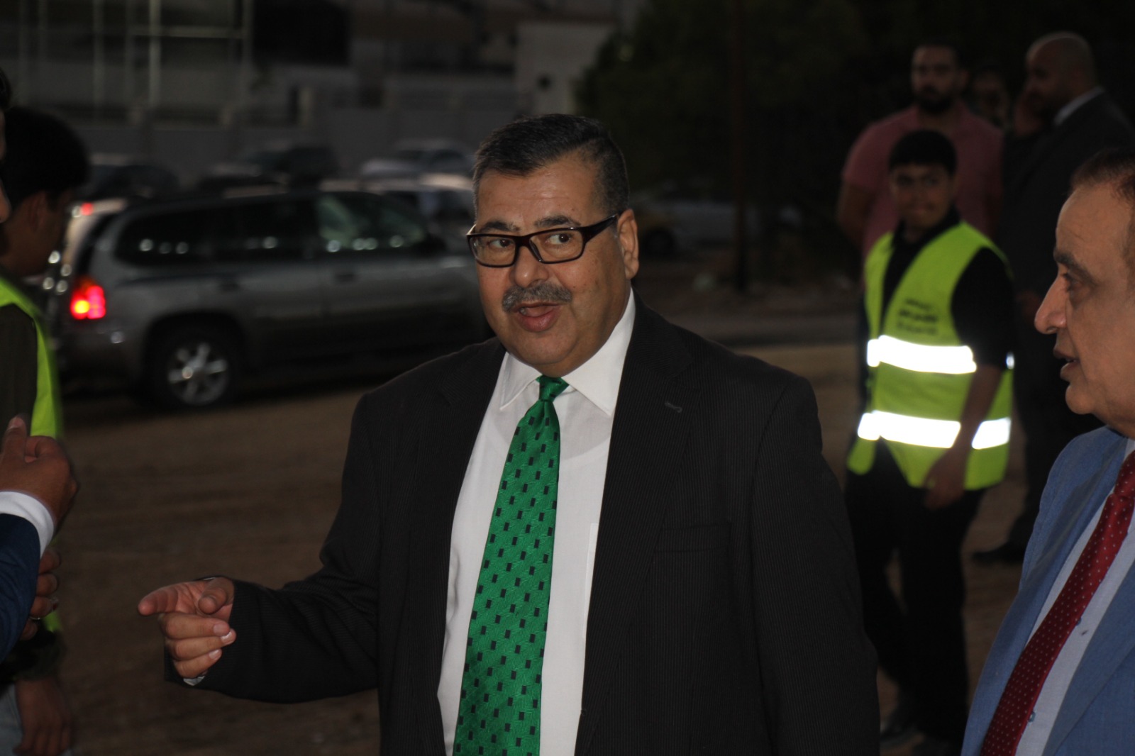 Madar Al-Saa Images 0.8990192198759184