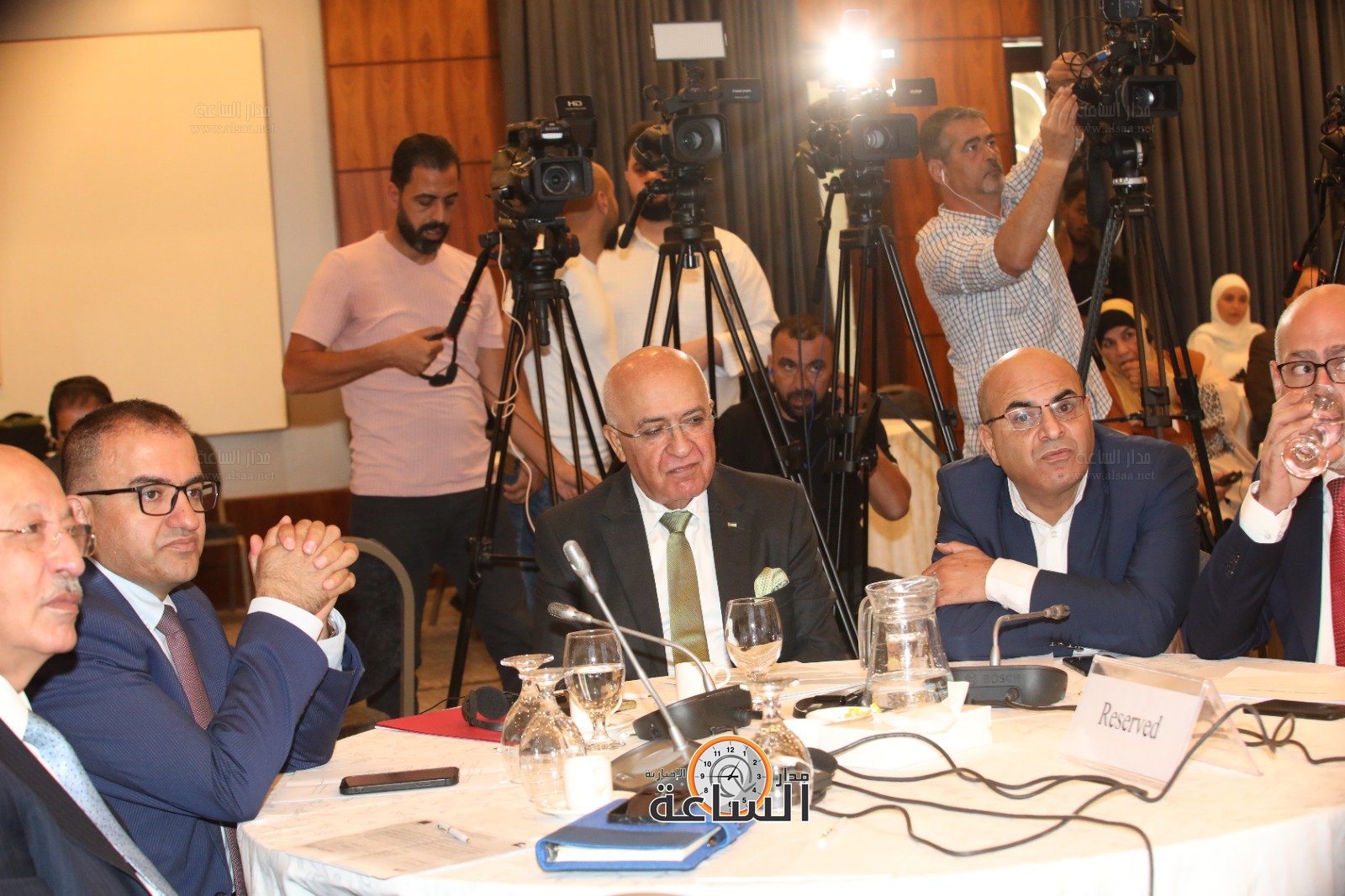 Madar Al-Saa Images 0.49320478749181507