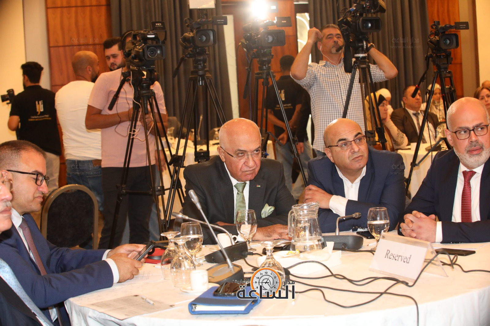 Madar Al-Saa Images 0.886875148816453