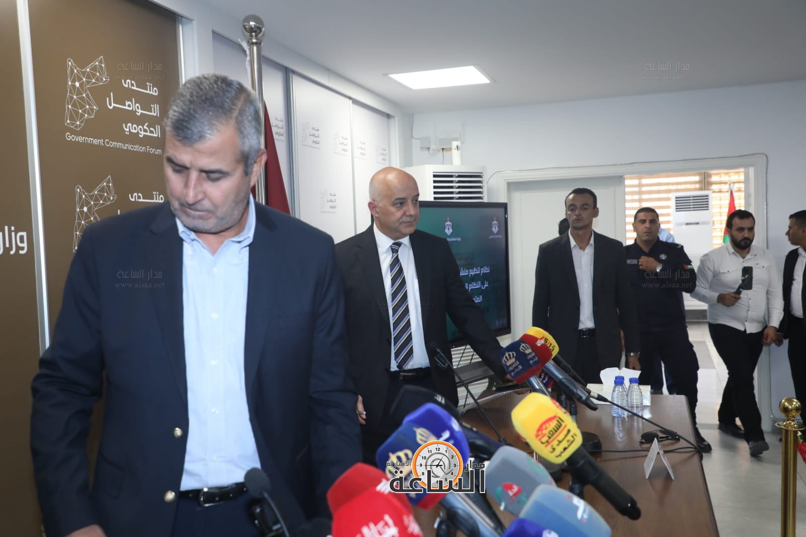 Madar Al-Saa Images 0.477681808573466