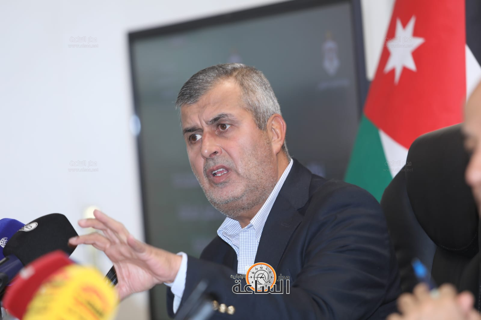 Madar Al-Saa Images 0.7977284106725238