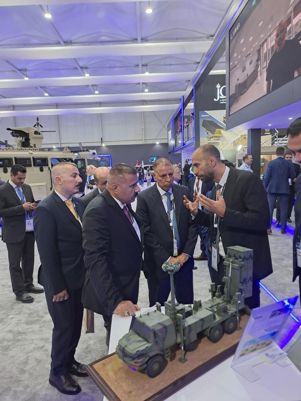 Madar Al-Saa Images 0.4353387053201718