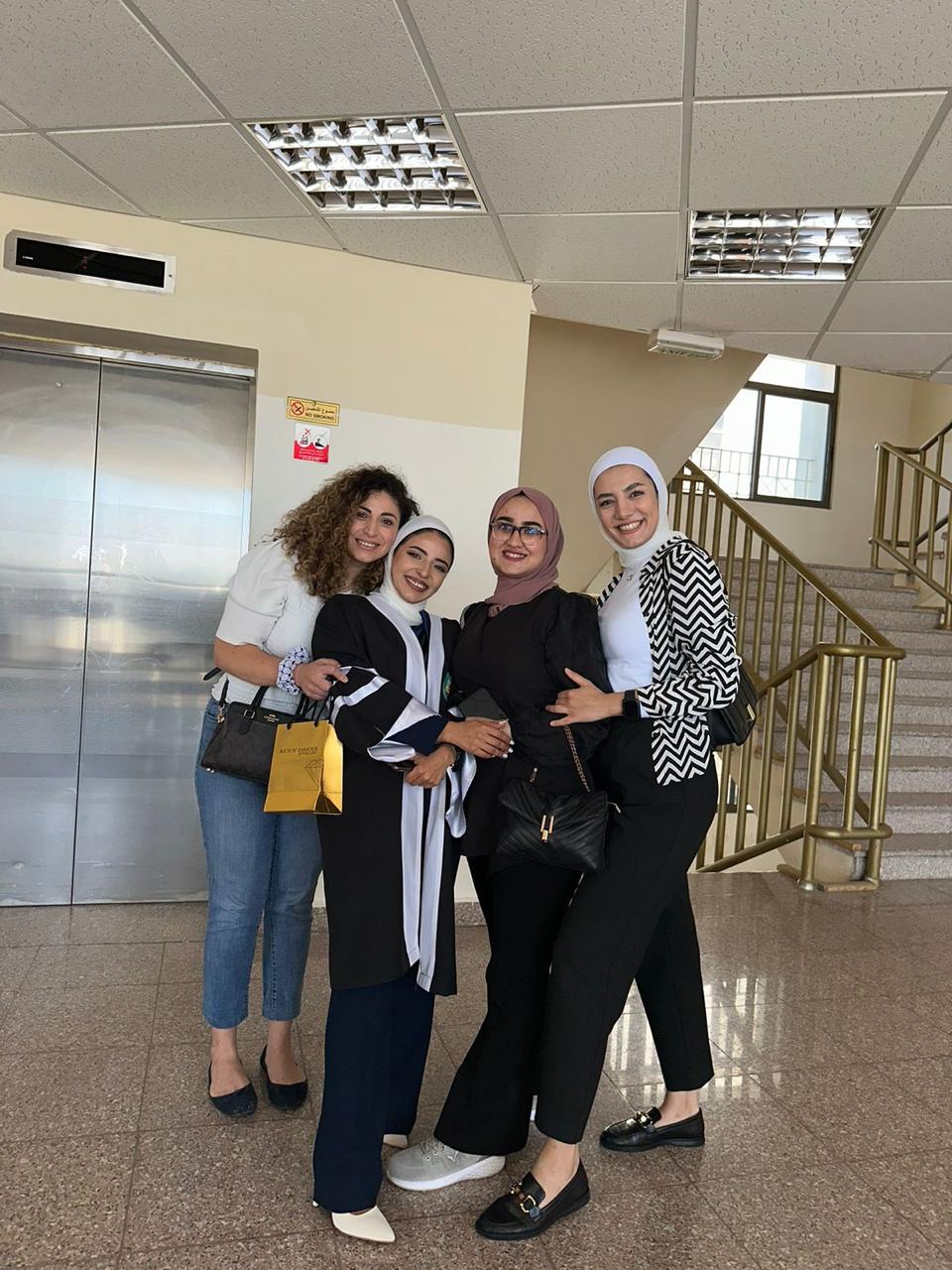 Madar Al-Saa Images 0.2772804184898783