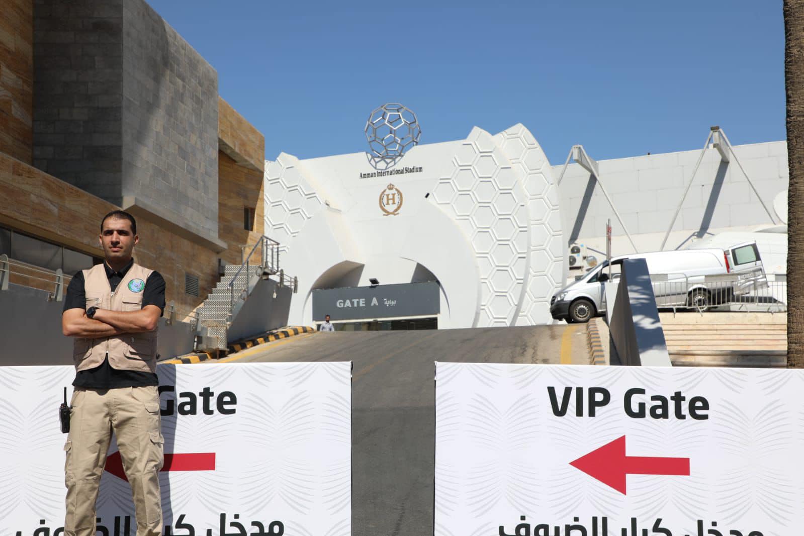 Madar Al-Saa Images 0.6829904335475856