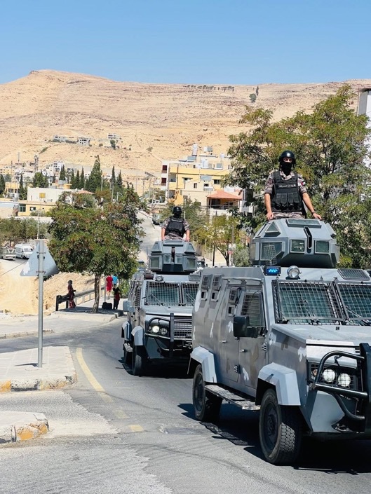 Madar Al-Saa Images 0.05571485119982267