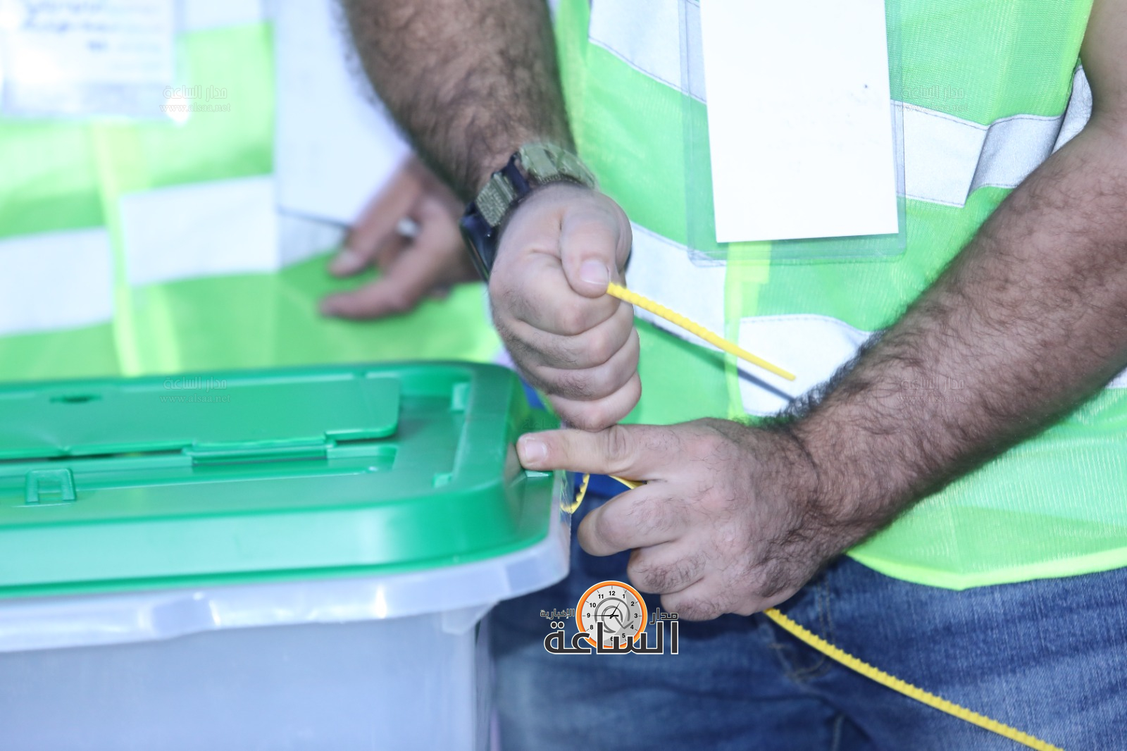 Madar Al-Saa Images 0.6223460941767822