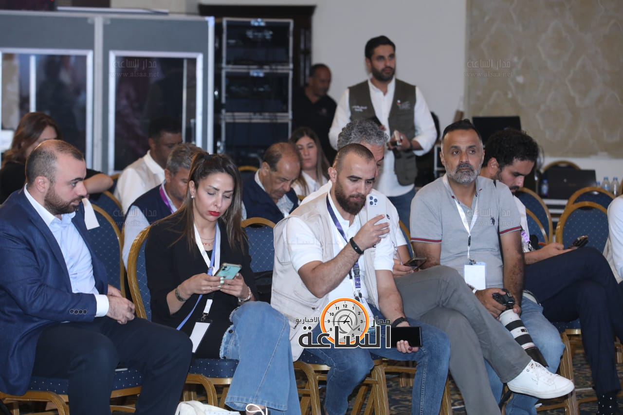 Madar Al-Saa Images 0.46830261937989603