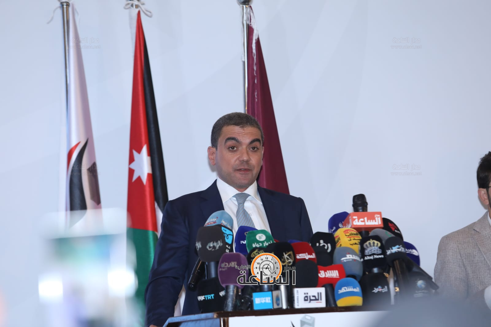 Madar Al-Saa Images 0.7660962174898822