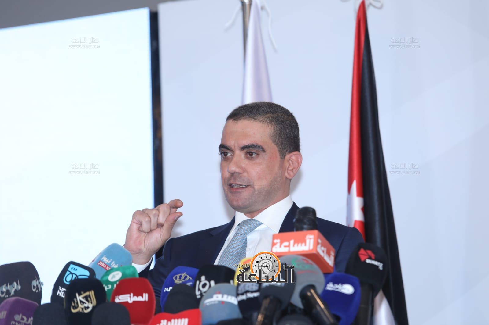 Madar Al-Saa Images 0.5296824812018741