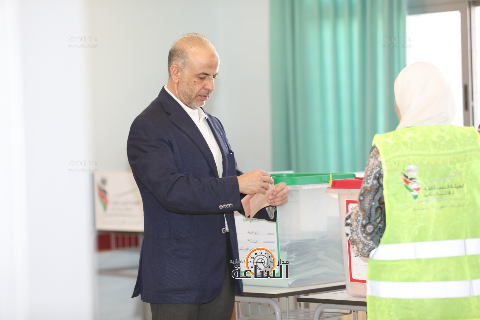 Madar Al-Saa Images 0.9214091336277992