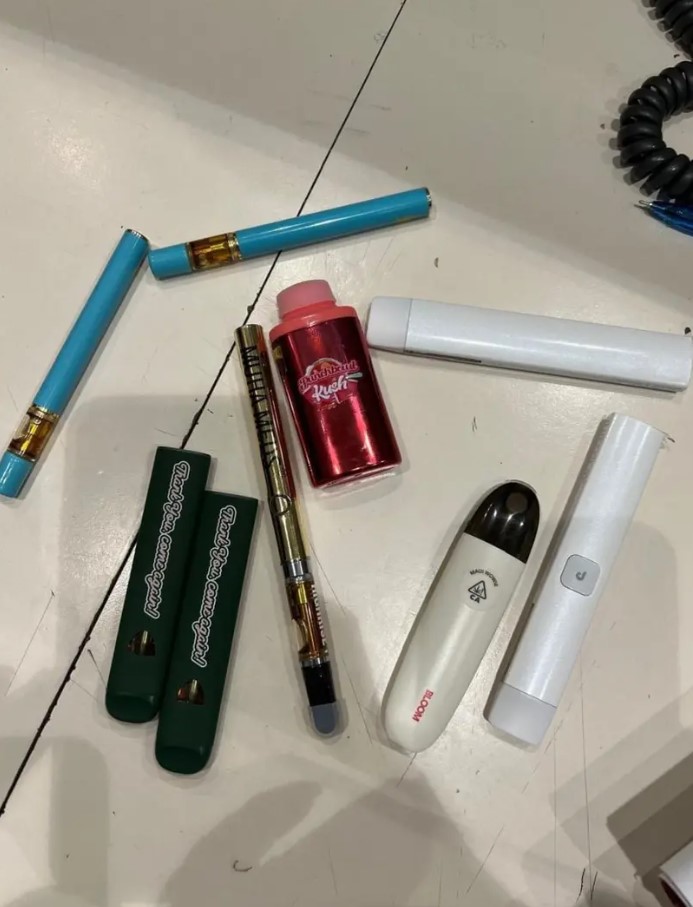 Madar Al-Saa Images 0.4388290087222355