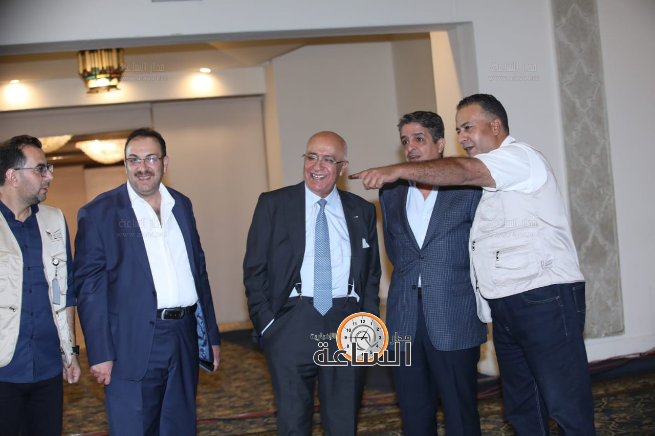 Madar Al-Saa Images 0.7541549424302432