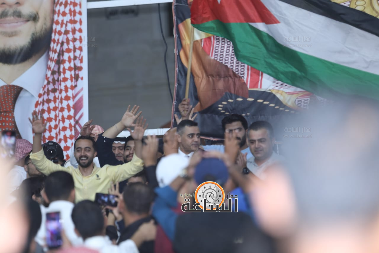 Madar Al-Saa Images 0.343859128121623