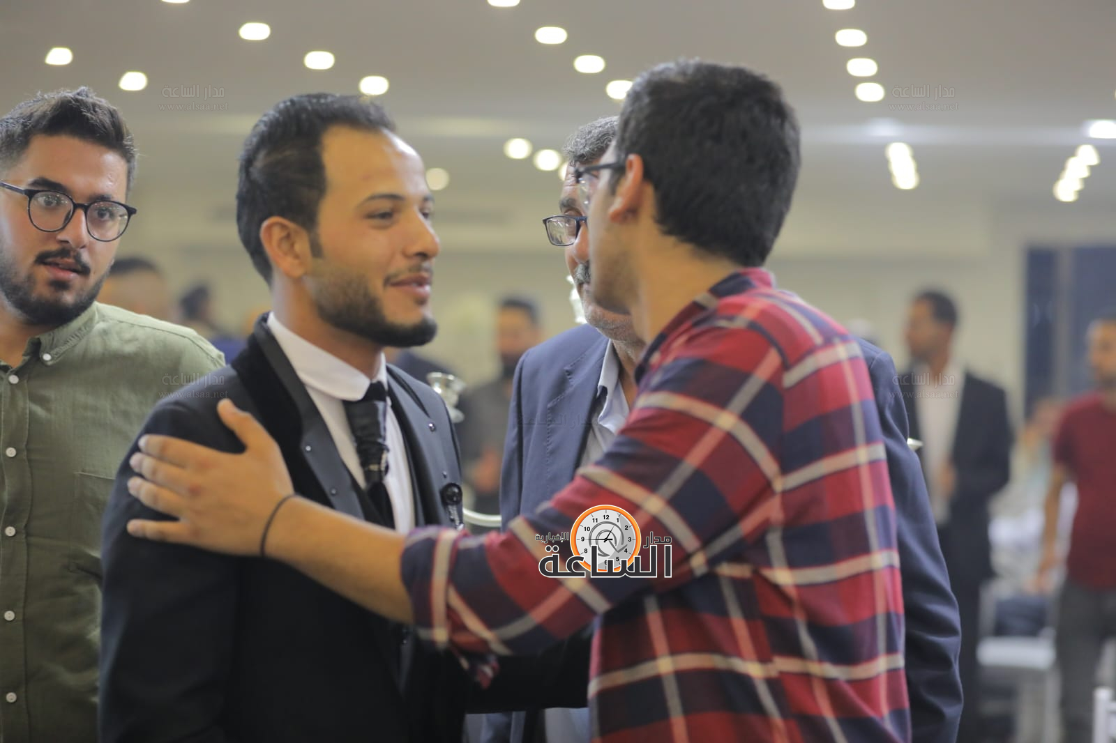 Madar Al-Saa Images 0.5885087394595436