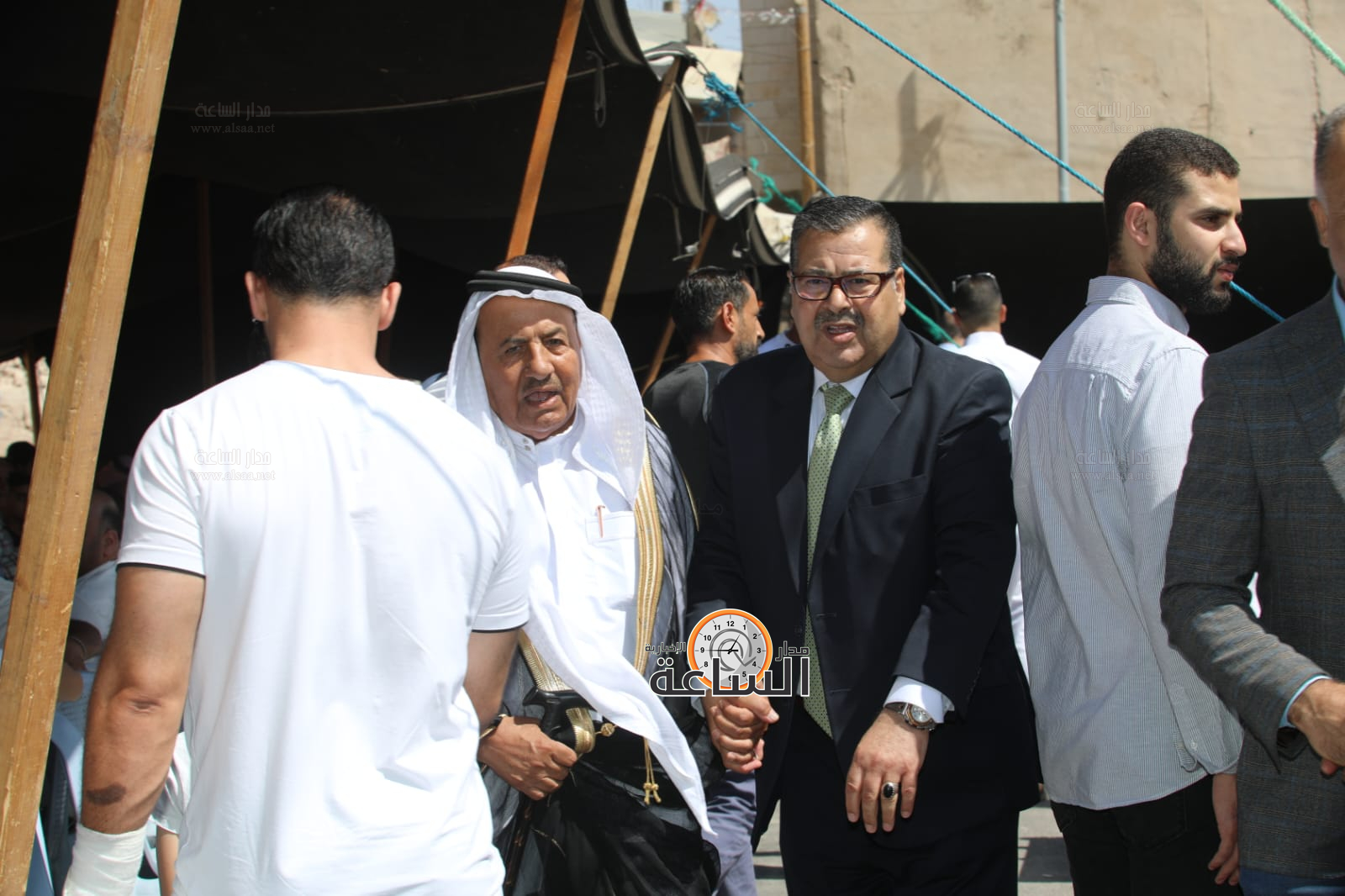 Madar Al-Saa Images 0.8559818346019723