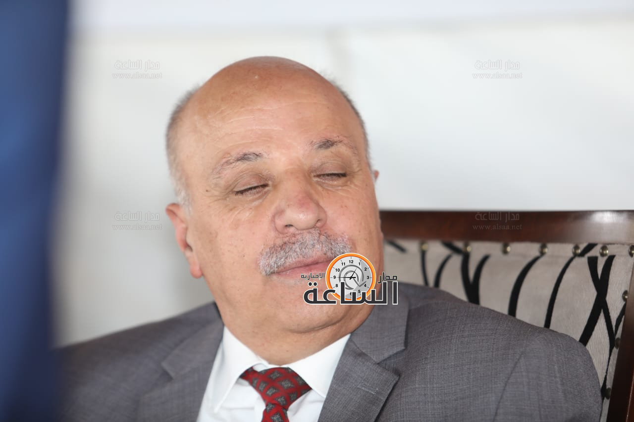 Madar Al-Saa Images 0.2540593446100341