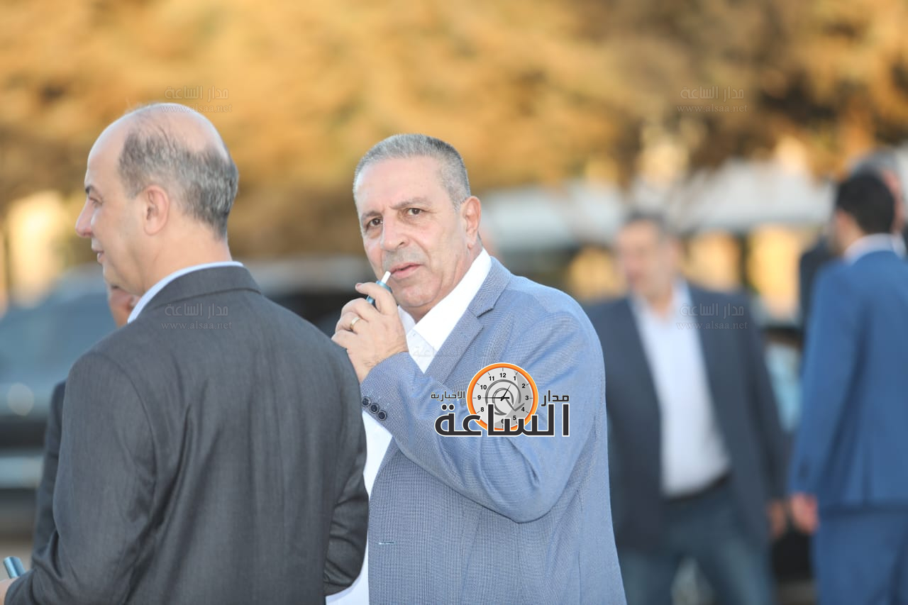 Madar Al-Saa Images 0.8609863869812497