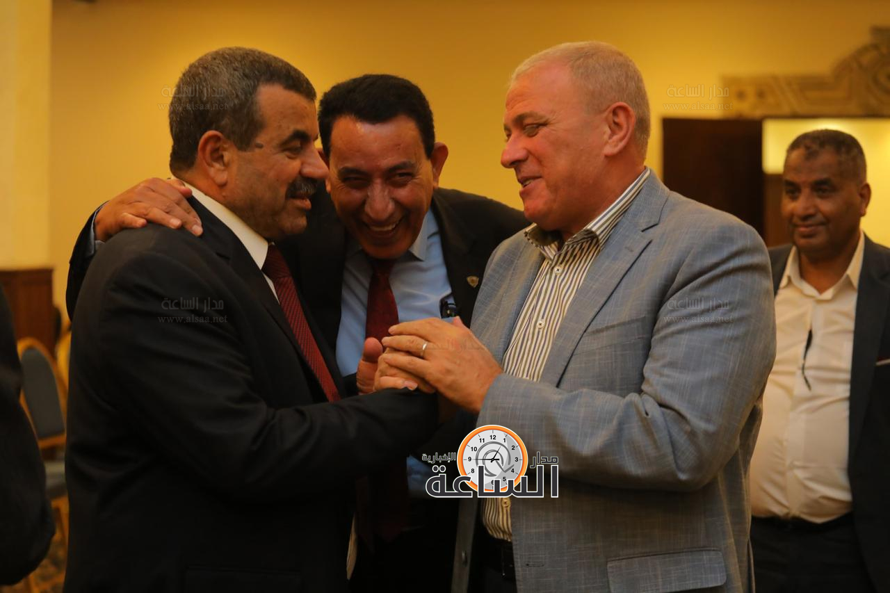 Madar Al-Saa Images 0.910058983367551