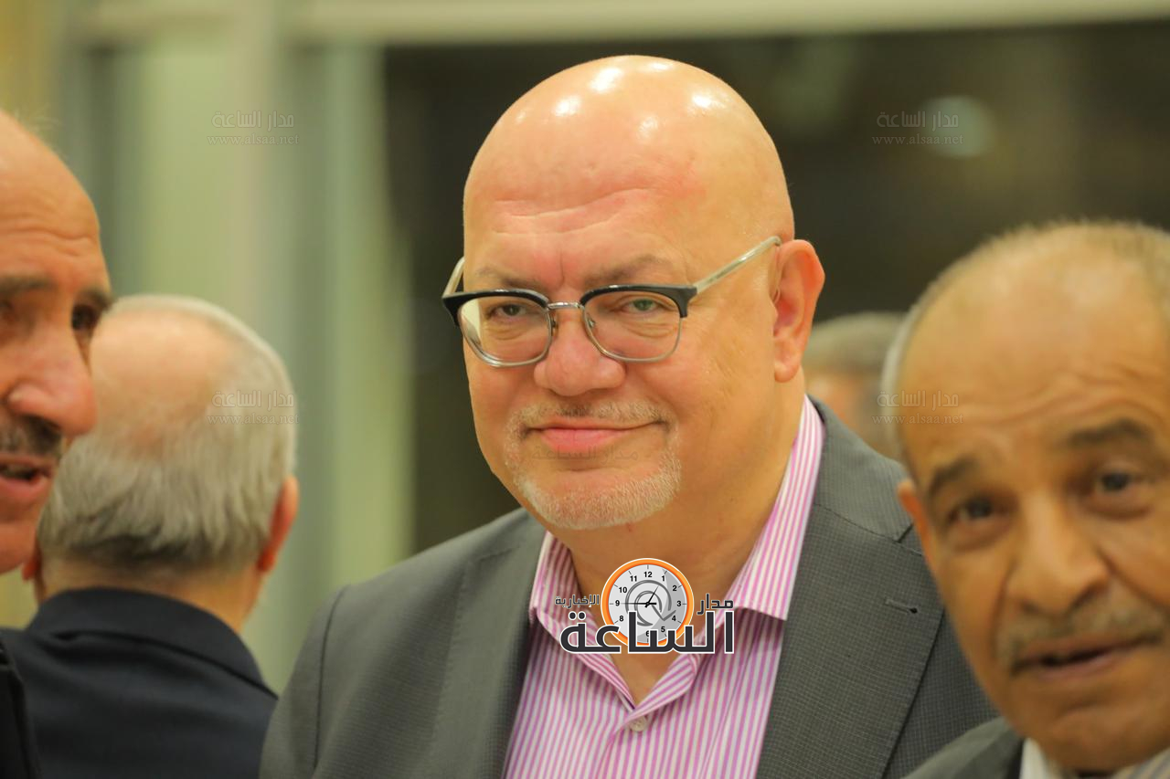 Madar Al-Saa Images 0.6558749920782305