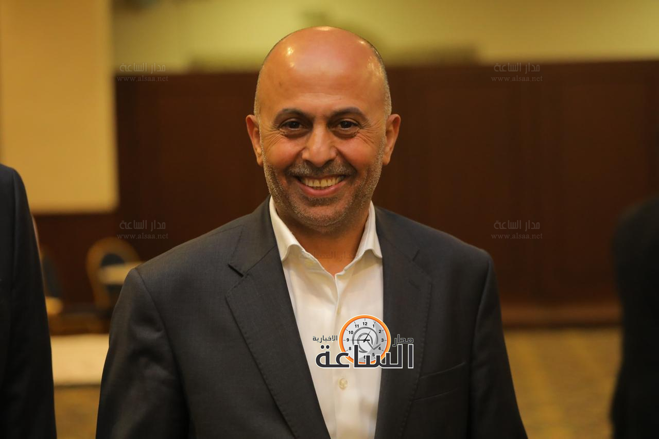 Madar Al-Saa Images 0.6166465732397852