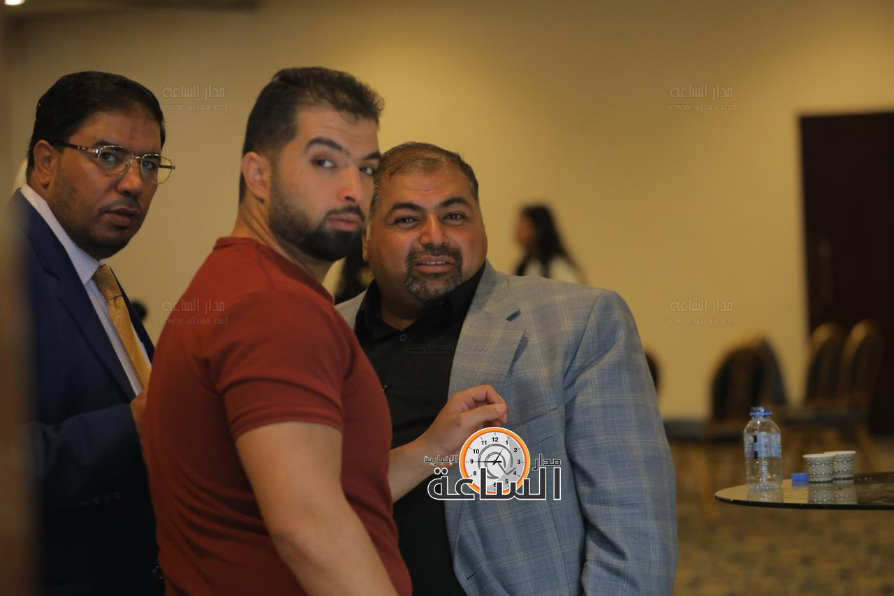 Madar Al-Saa Images 0.7820057194323151