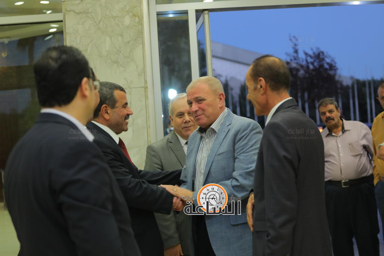 Madar Al-Saa Images 0.45937873393265005