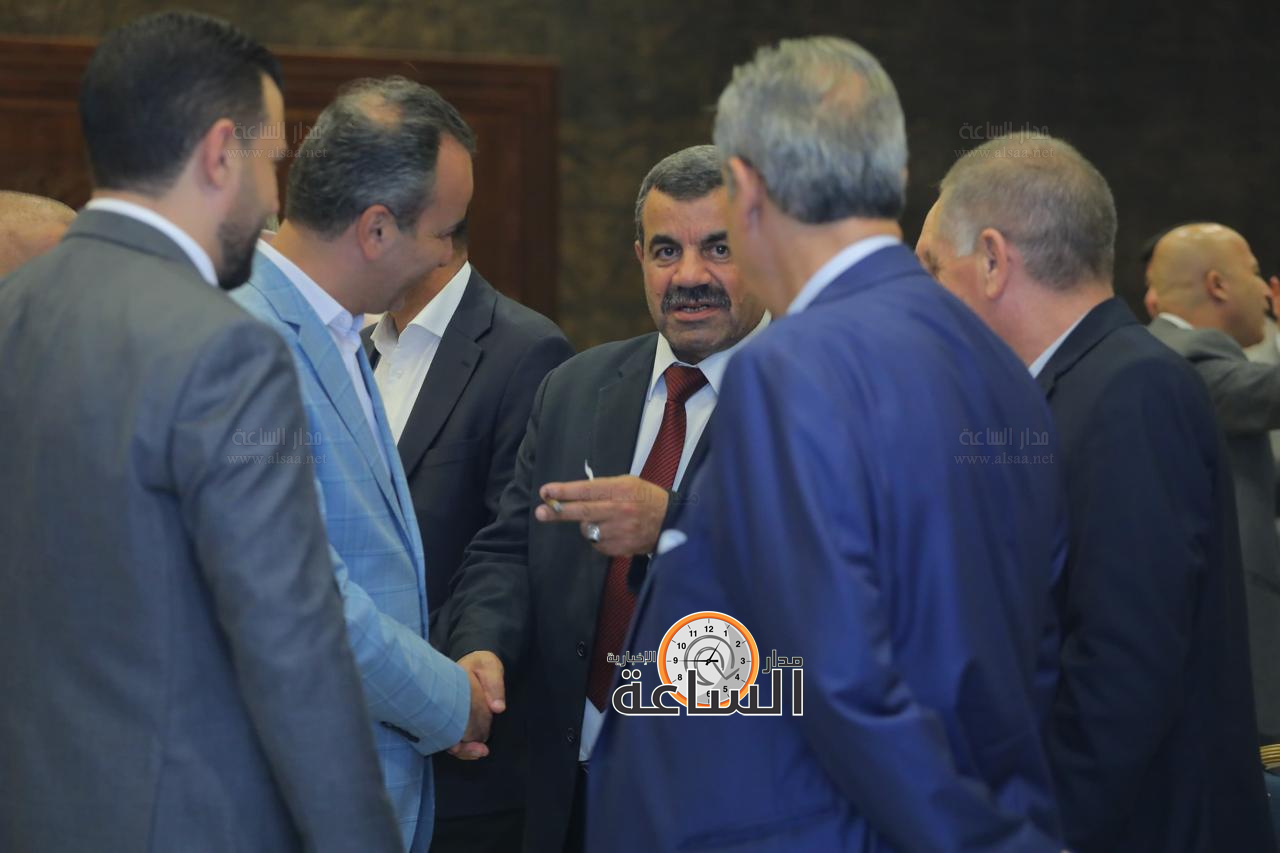 Madar Al-Saa Images 0.5523618940302384