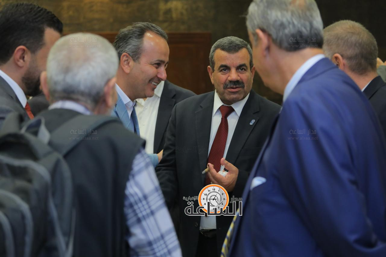 Madar Al-Saa Images 0.2433903616138937