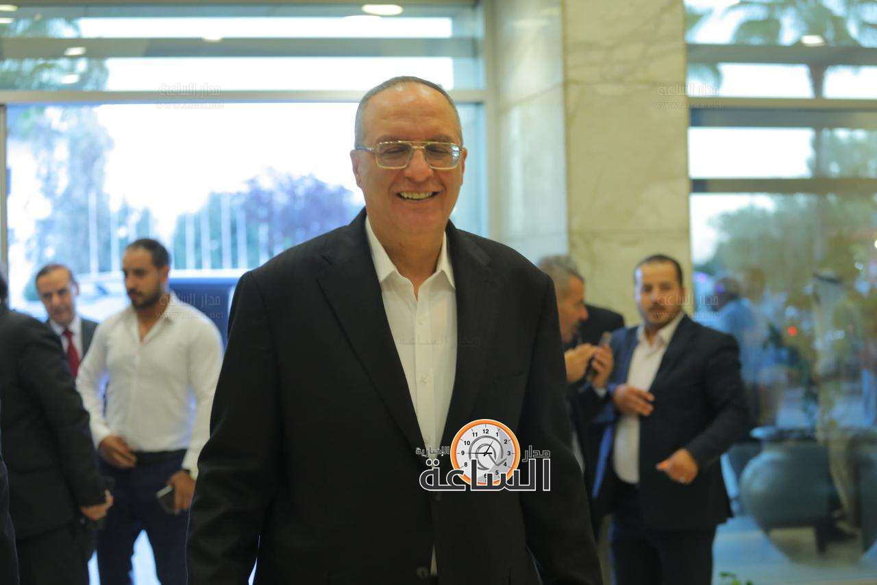 Madar Al-Saa Images 0.7347451962938483