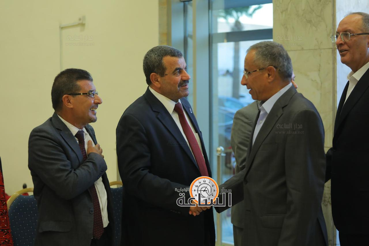 Madar Al-Saa Images 0.6366547253968002