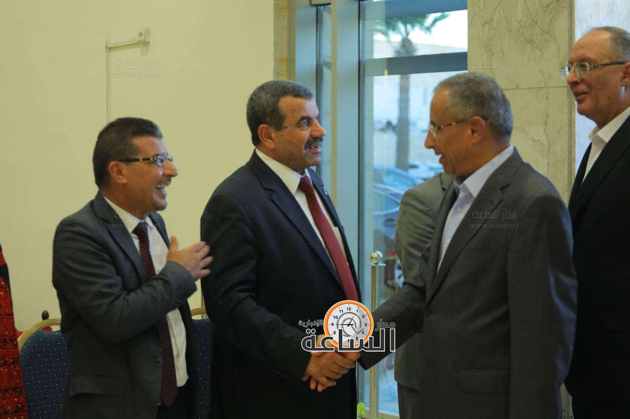 Madar Al-Saa Images 0.8538247574061264