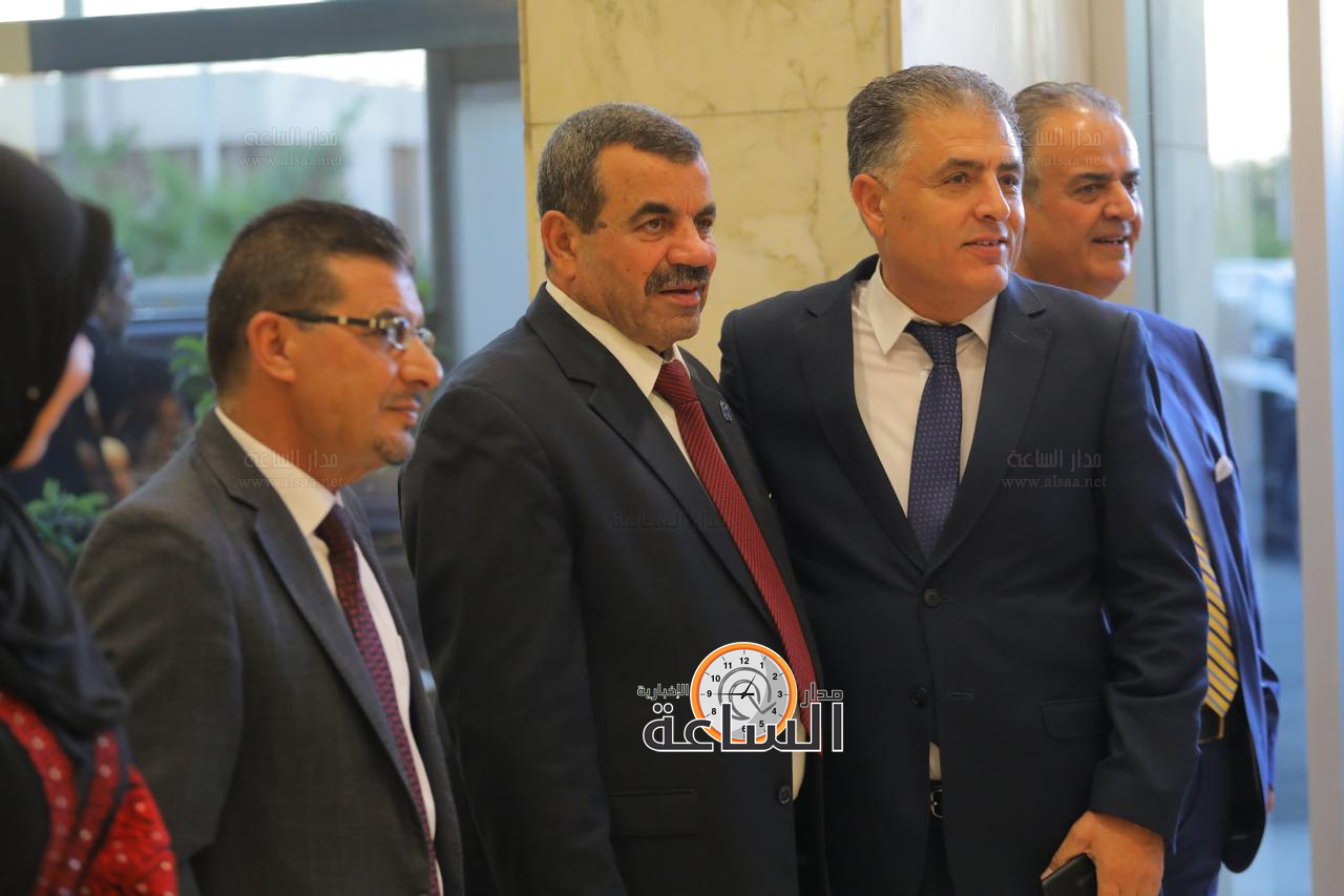 Madar Al-Saa Images 0.602302845895027