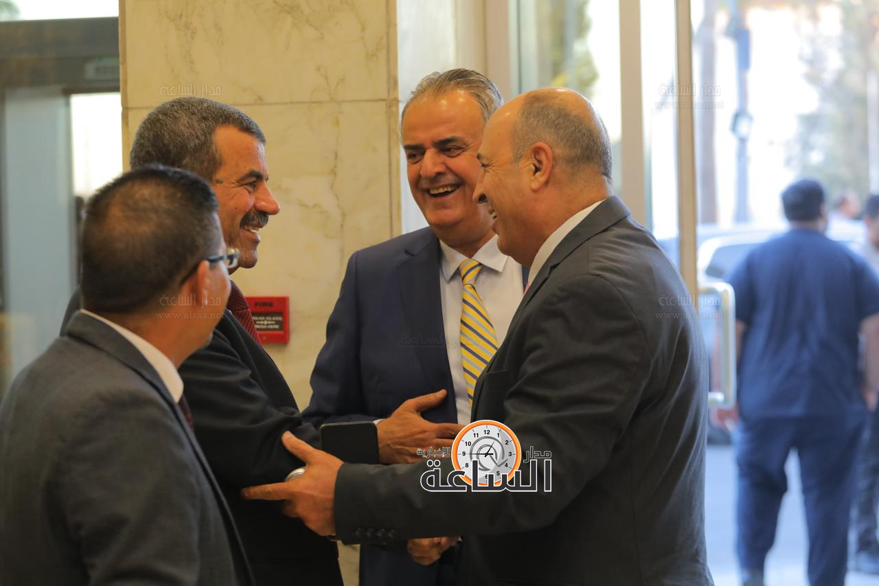 Madar Al-Saa Images 0.3692727676542735