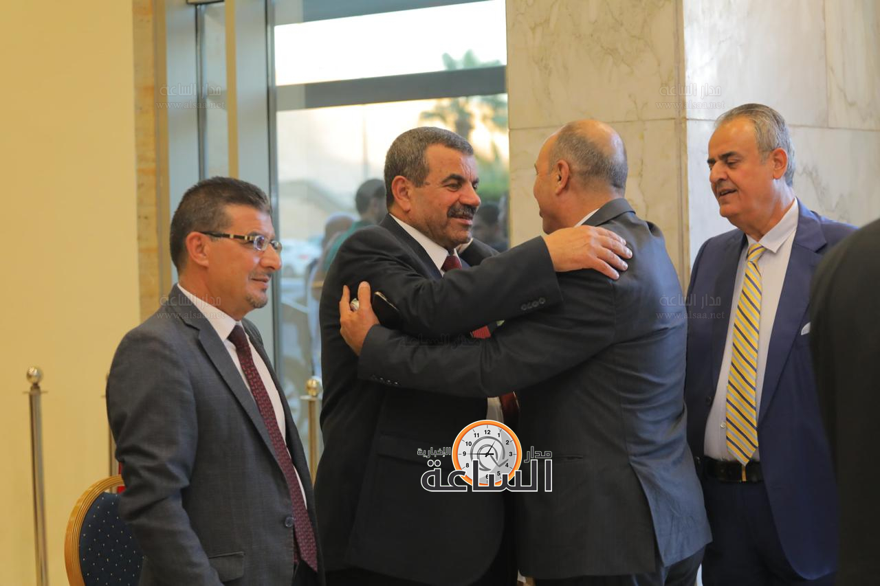 Madar Al-Saa Images 0.271151771602387