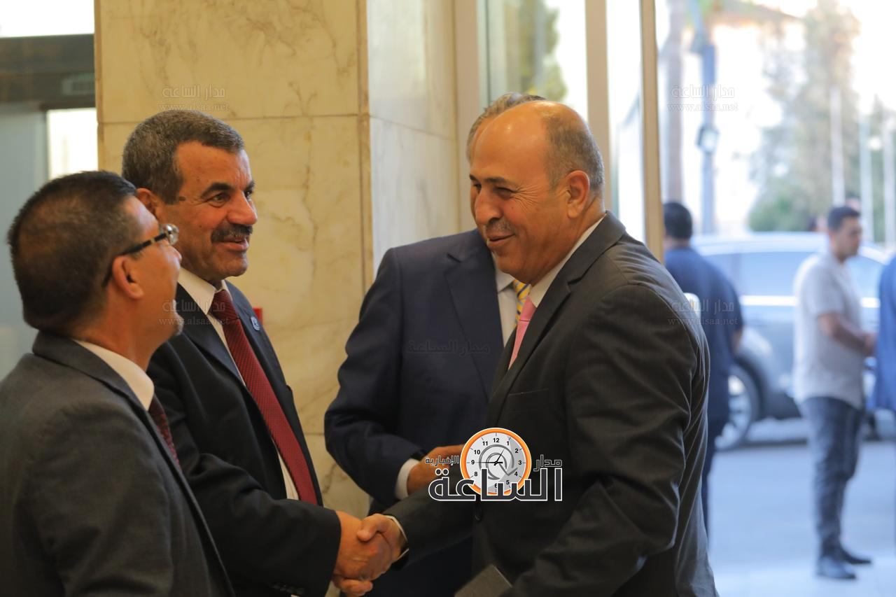 Madar Al-Saa Images 0.5438695117049475