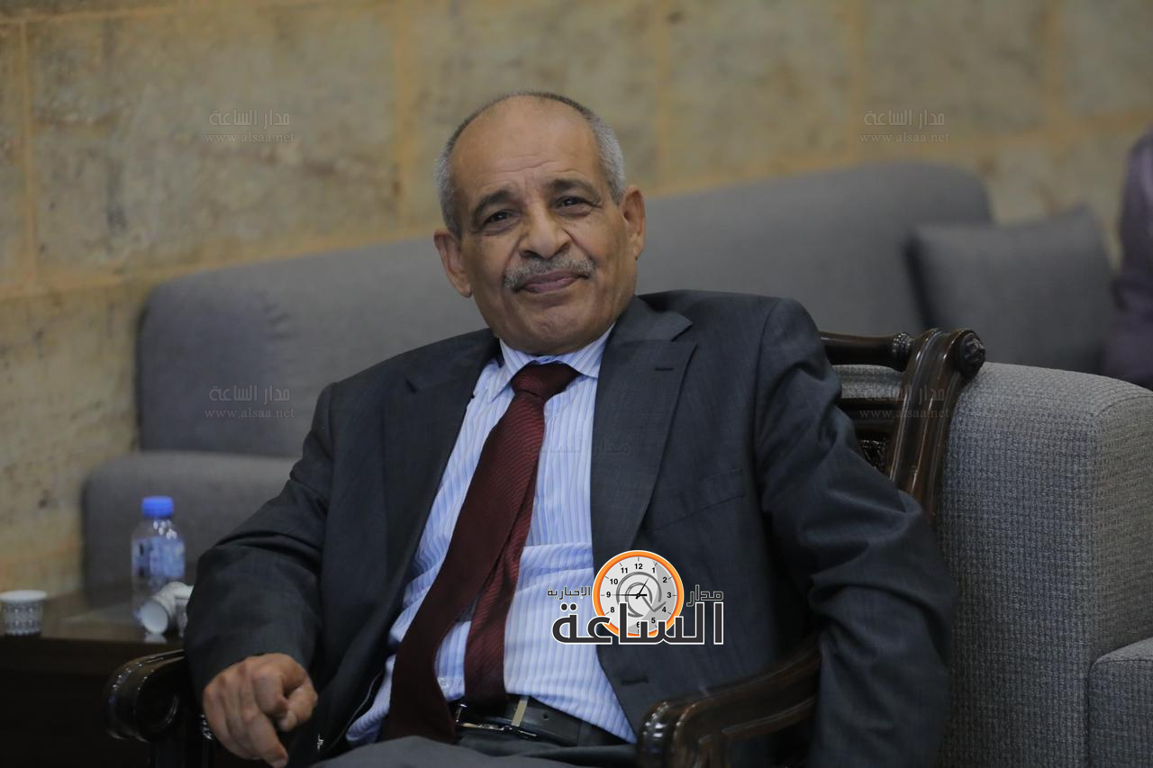 Madar Al-Saa Images 0.6693571122194397