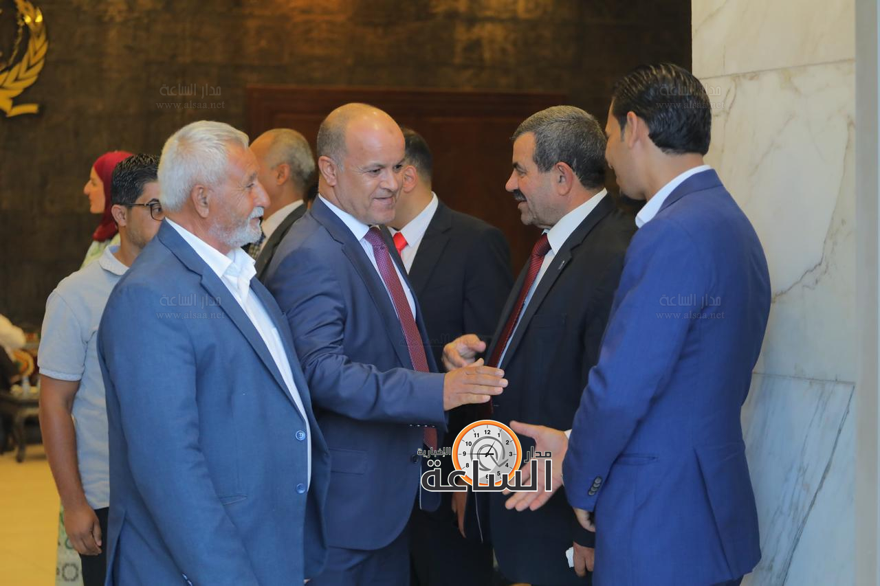 Madar Al-Saa Images 0.7925089115674986