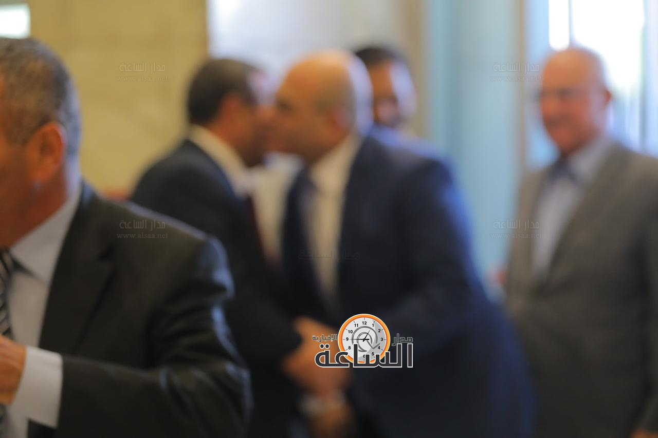 Madar Al-Saa Images 0.06762707722503492